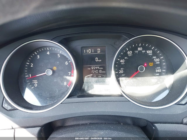 Volkswagen Jetta 1.4t S