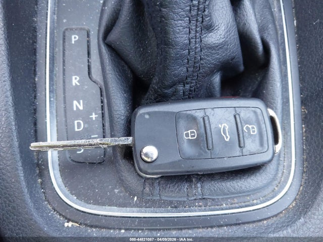 Volkswagen Jetta 1.4t S