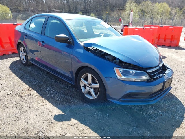 Salvage Volkswagen Jetta Image