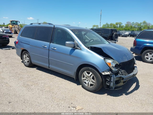 Salvage Honda Odyssey Image