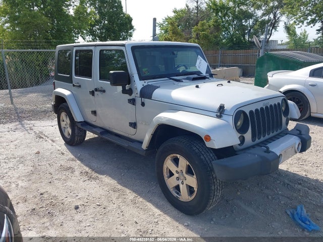 Salvage Jeep Wrangler Image