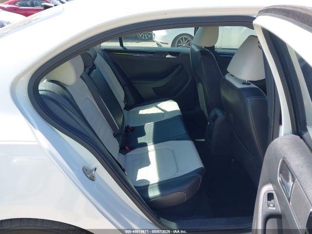 Volkswagen Jetta 1.8t Sport