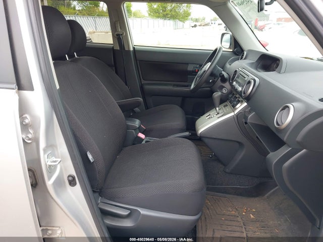 Scion xB