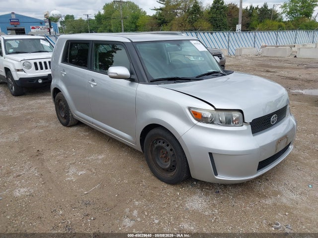 Salvage Scion xB Image