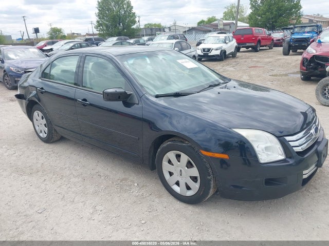 Salvage Ford Fusion Image