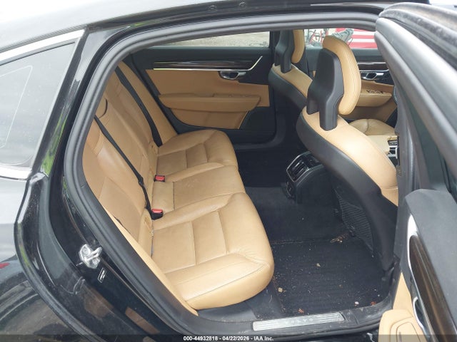 Volvo S90 T5 Momentum