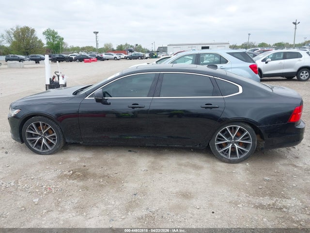 Volvo S90 T5 Momentum