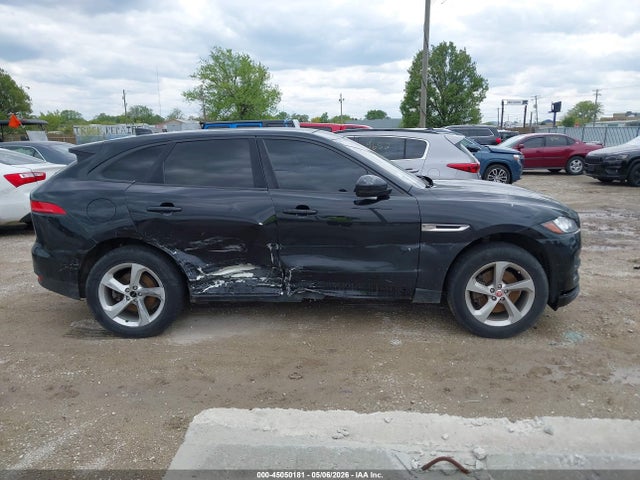 Jaguar F-PACE 30t Premium