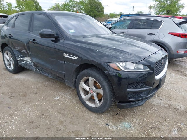 Salvage Jaguar F-PACE Image