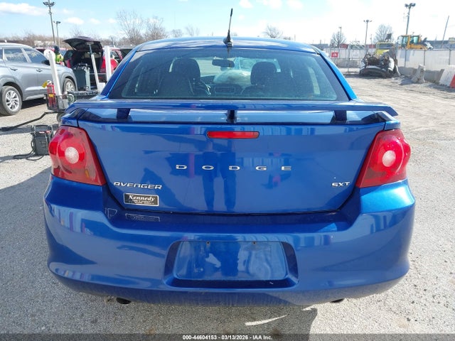 Dodge Avenger Sxt