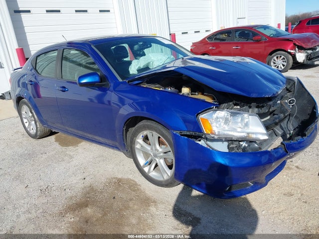 Salvage Dodge Avenger Image