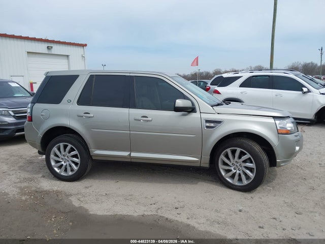 Land Rover LR2