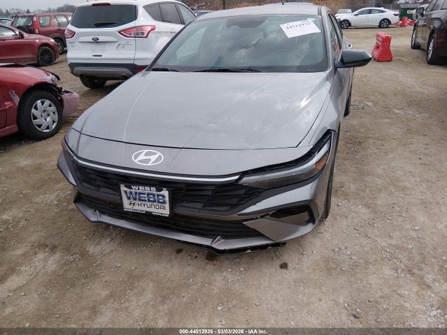 Hyundai ELANTRA Sel Sport