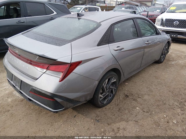 Hyundai ELANTRA Sel Sport