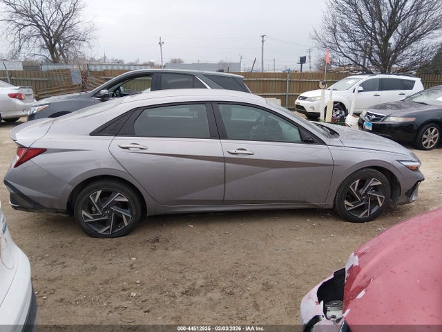 Hyundai ELANTRA Sel Sport