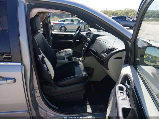 Dodge Grand Caravan Sxt