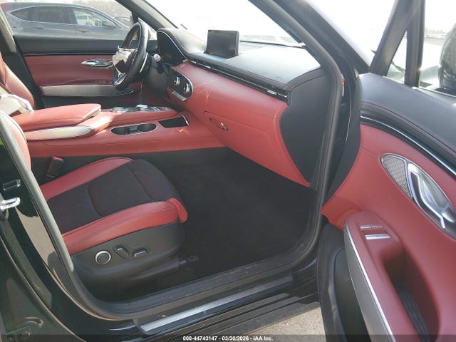 Genesis GV70 2.5t Awd