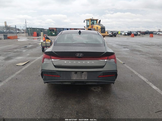 Hyundai ELANTRA Se