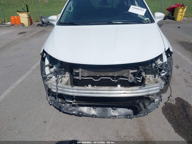 Chrysler Pacifica Touring L