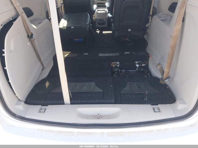 Chrysler Pacifica Touring L