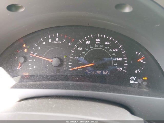 Toyota Camry Le V6