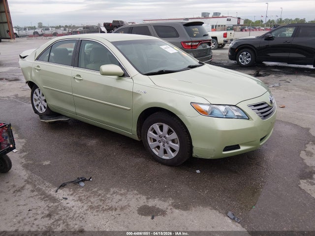 Salvage Toyota Camry Image