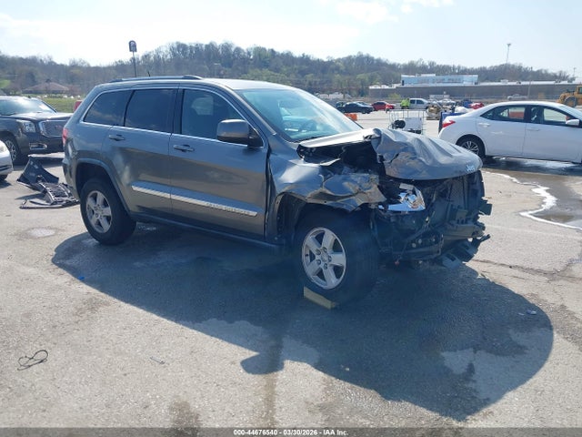 Salvage Jeep Grand Cherokee Image