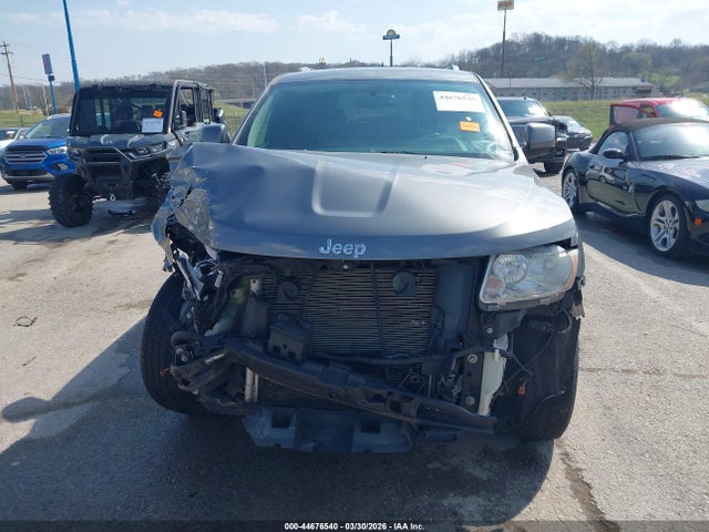 Jeep Grand Cherokee Laredo