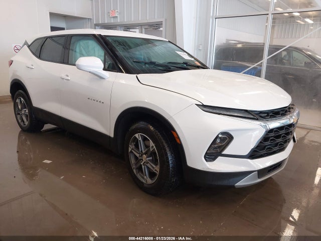 Salvage Chevrolet Blazer Image