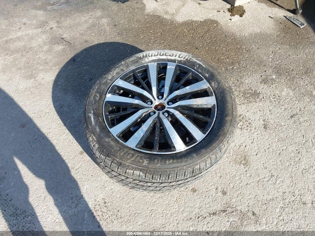 Nissan Pathfinder Platinum
