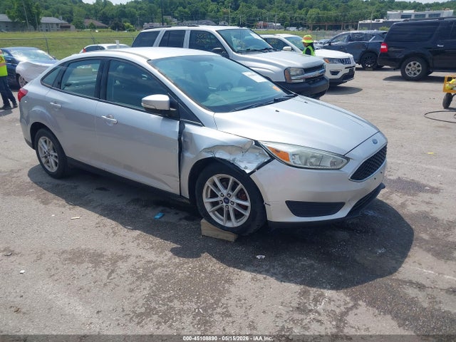 Salvage Ford Focus Image