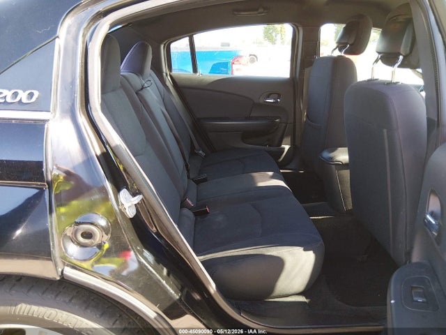 Chrysler 200 Lx