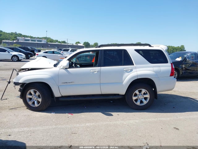 Toyota 4Runner Sport V6