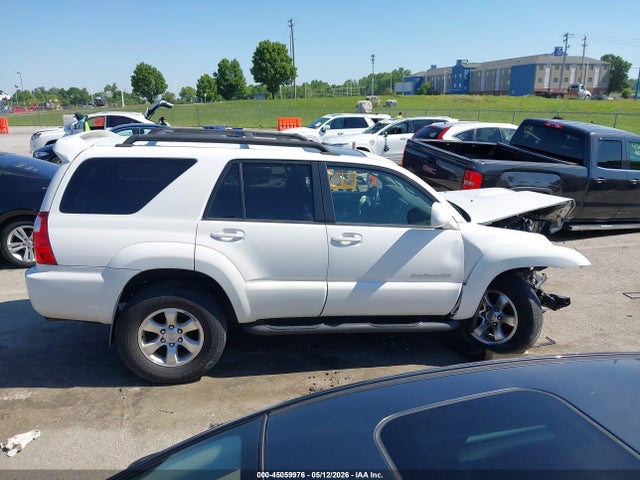 Toyota 4Runner Sport V6