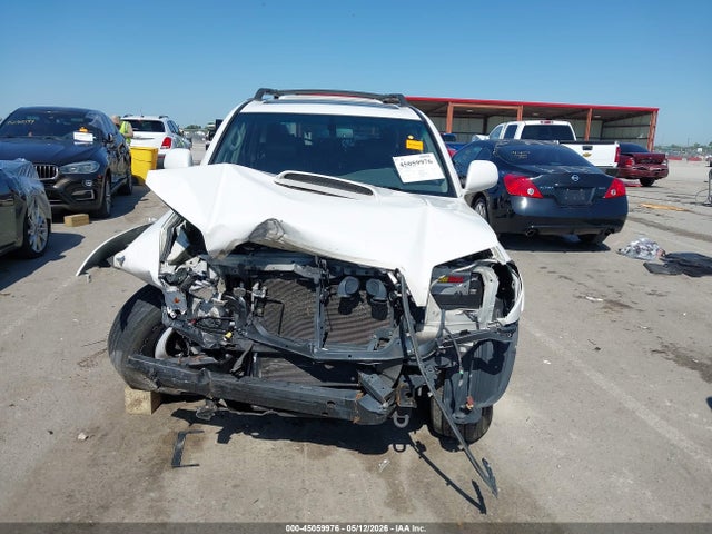 Toyota 4Runner Sport V6
