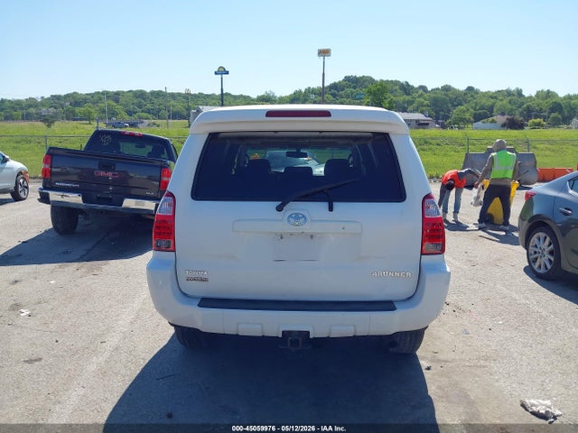 Toyota 4Runner Sport V6