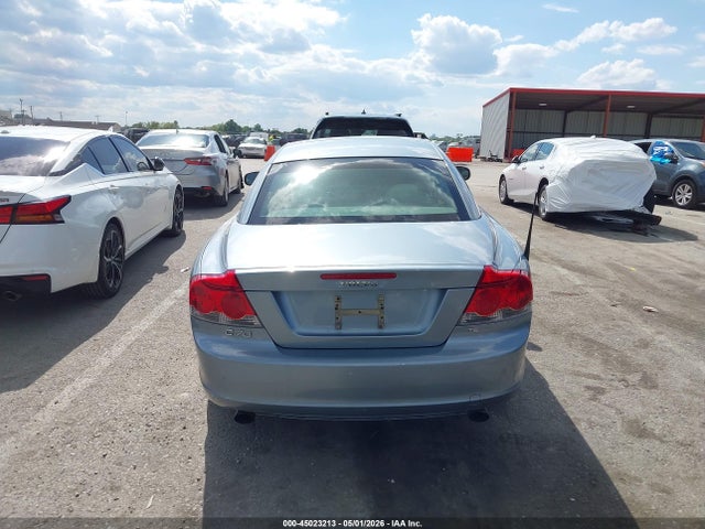 Volvo C70 T5