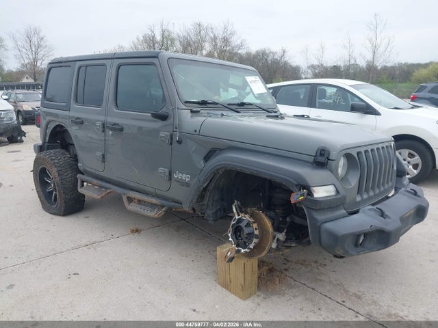 Salvage Jeep Wrangler Image