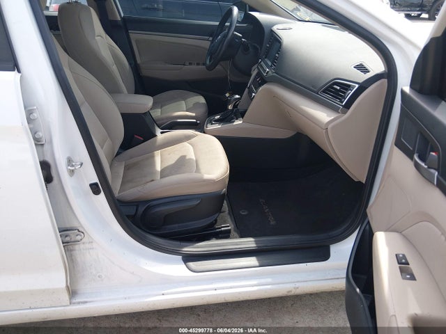 Hyundai ELANTRA Value Edition