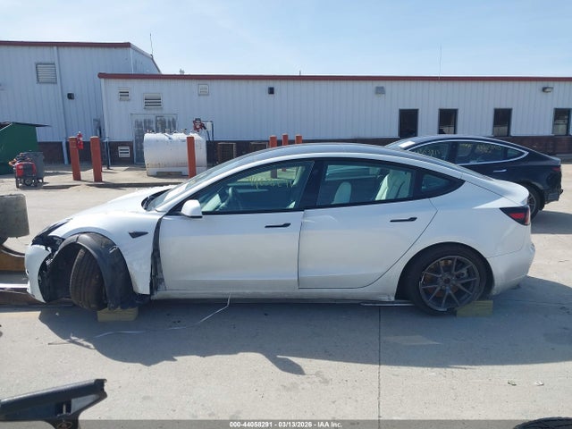 Tesla Model 3 Rear-wheel Drive