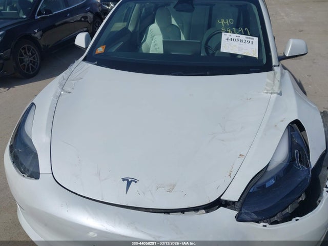 Tesla Model 3 Rear-wheel Drive