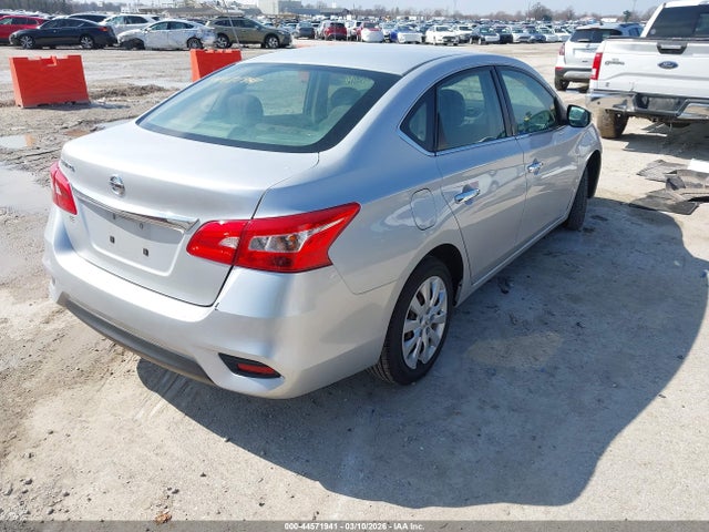 Nissan Sentra S
