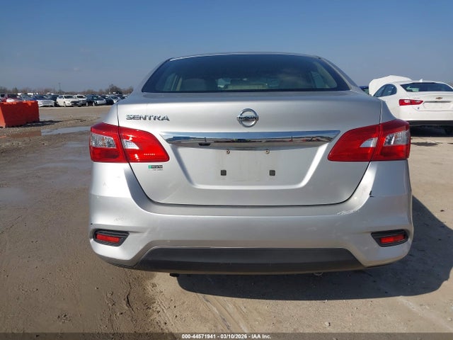 Nissan Sentra S