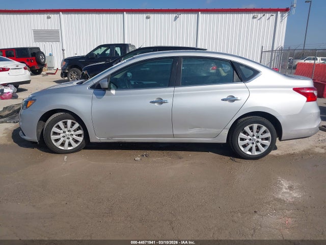 Nissan Sentra S