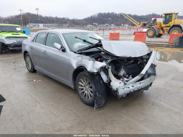 Salvage Chrysler 300 Image