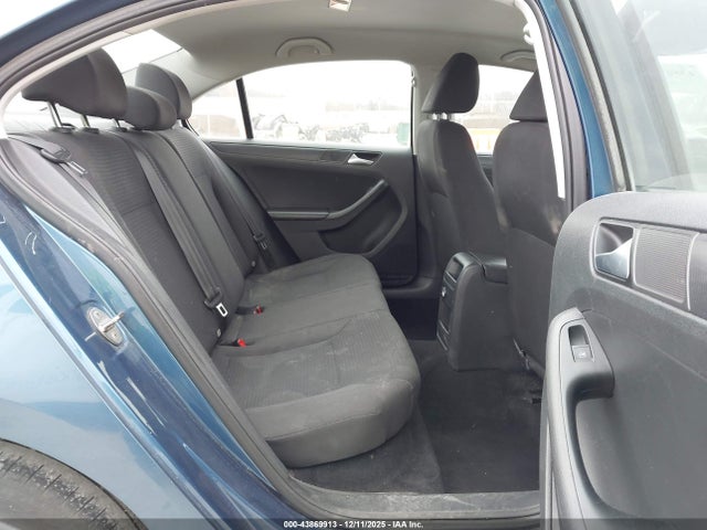Volkswagen Jetta 2.0l S