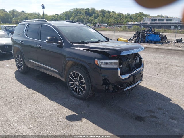 Salvage GMC Acadia Image