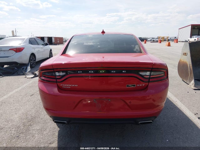 Dodge Charger Sxt