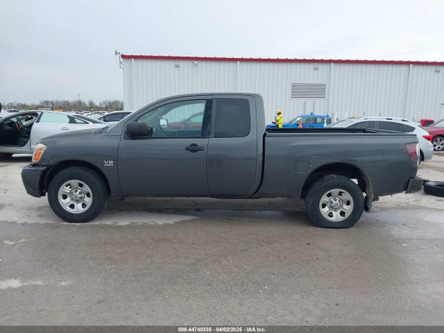 Nissan Titan Xe