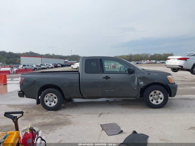 Nissan Titan Xe